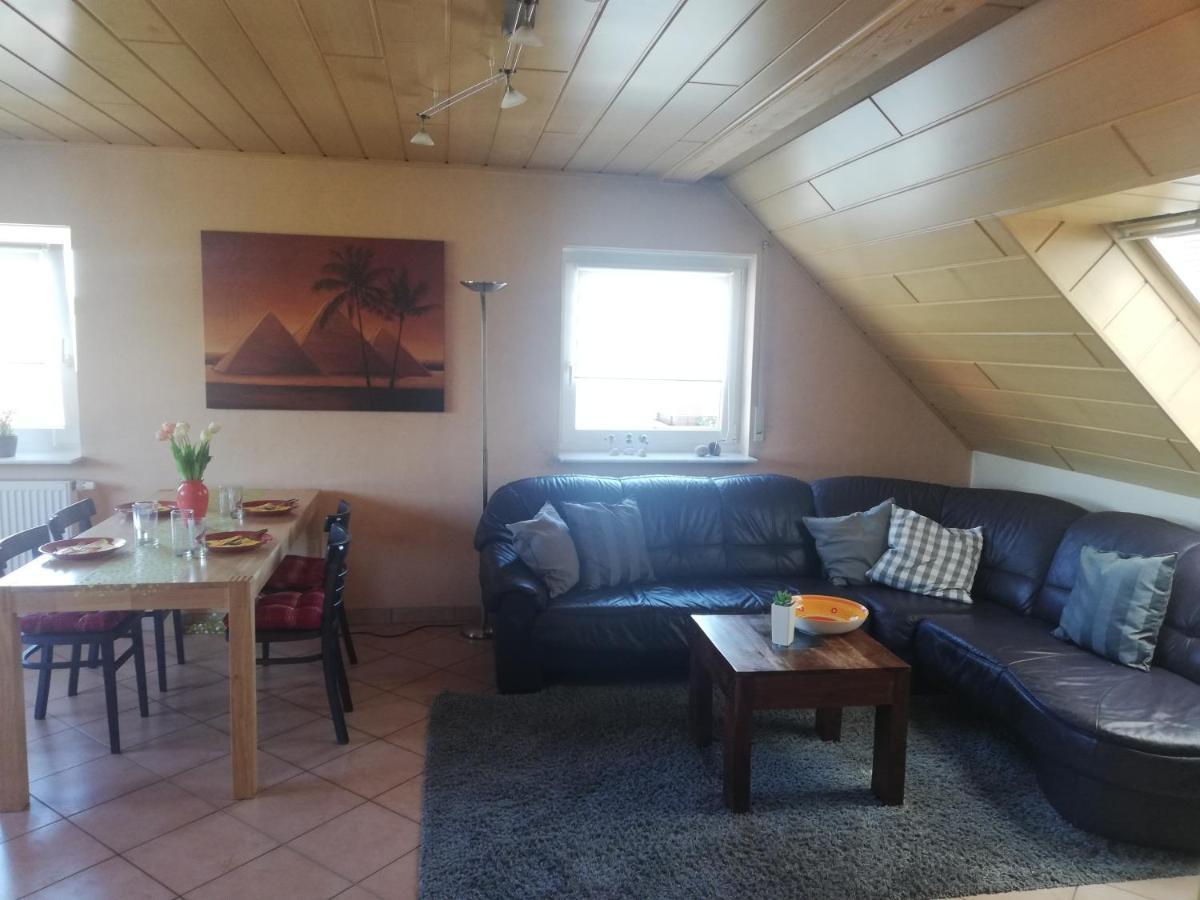 Anna - Neue Ferienwohnung Mit Blick Ins Gruene Ober-Abtsteinach ภายนอก รูปภาพ