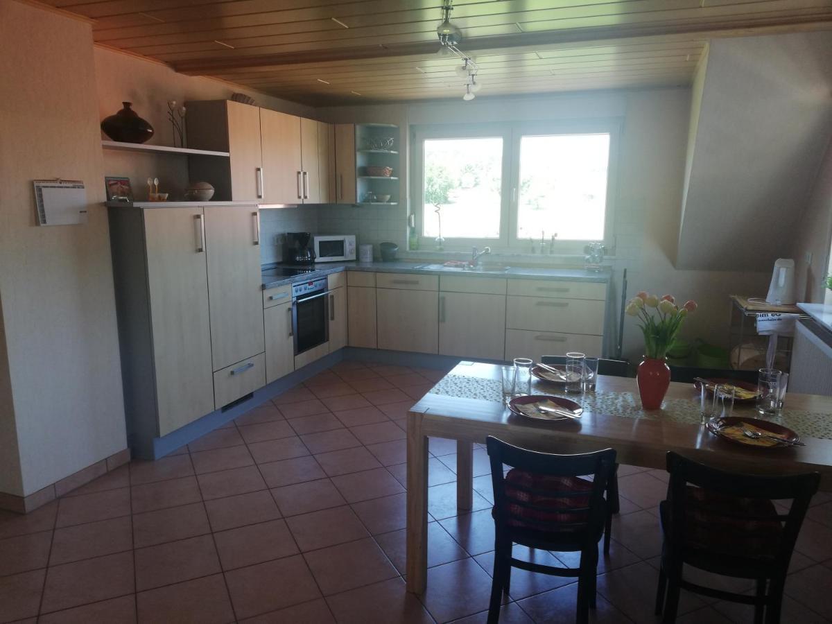 Anna - Neue Ferienwohnung Mit Blick Ins Gruene Ober-Abtsteinach ภายนอก รูปภาพ